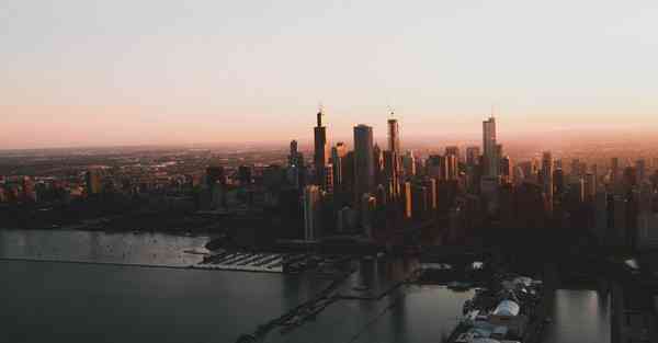 大数据包含设备数据的行业文章