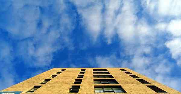 老曹与智能机器人