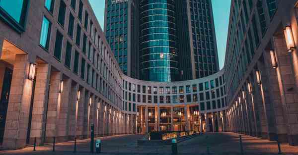 人工智能机器深度分析