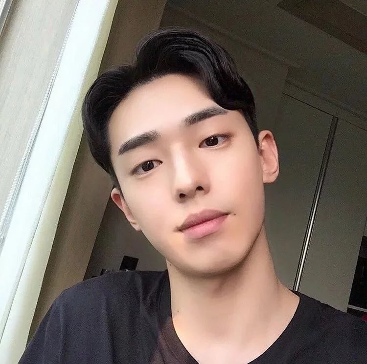 苗凝腾纯