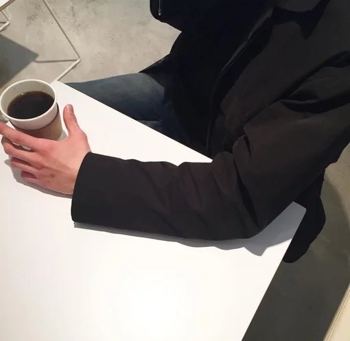 尹烁育爽